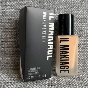IL MAKIAGE Woke Up Like This Foundation #60